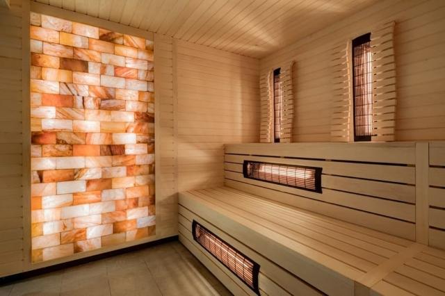 Why All the Spas and Yoga Studios Are Now Installing Himalayan Salt Walls: Complete Guidance